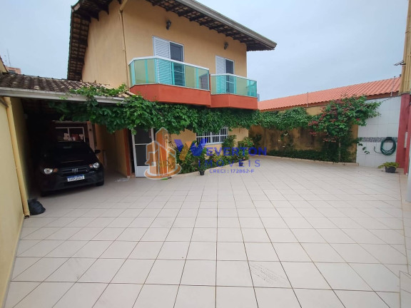 Imagem Casa com 3 Quartos à Venda, 220 m² em Centro - Mongaguá