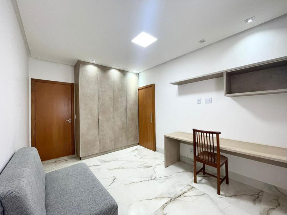 Imagem Casa com 3 Quartos à Venda, 406 m² em Portal Do Sol Green Golf - Goiânia Imagem Casa com 3 Quartos à Venda, 406 m² em Portal Do Sol Green Golf - Goiânia