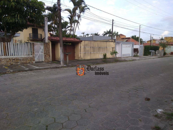 Imagem Casa com 3 Quartos à Venda, 132 m² em Balneário Jardim De Itanhaém (f/grandesp) - Itanhaém Imagem Casa com 3 Quartos à Venda, 132 m² em Balneário Jardim De Itanhaém (f/grandesp) - Itanhaém