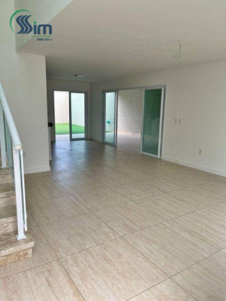 Imagem Casa com 3 Quartos à Venda, 186 m² em Sapiranga - Fortaleza Imagem Casa com 3 Quartos à Venda, 186 m² em Sapiranga - Fortaleza