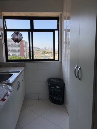 Imagem Imóvel com 3 Quartos à Venda, 126 m² em Barra Da Tijuca - Rio De Janeiro Imagem Imóvel com 3 Quartos à Venda, 126 m² em Barra Da Tijuca - Rio De Janeiro