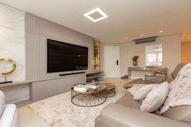 Imagem Apartamento com 3 Quartos à Venda, 164 m² em Pioneiros - Balneário Camboriú Imagem Apartamento com 3 Quartos à Venda, 164 m² em Pioneiros - Balneário Camboriú