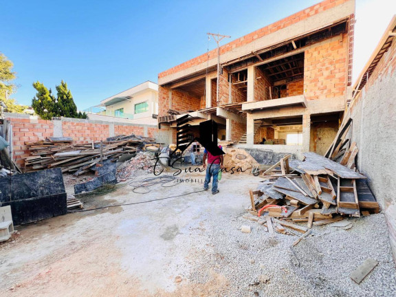 Imagem Casa com 3 Quartos à Venda, 230 m² em Europa - Contagem Imagem Casa com 3 Quartos à Venda, 230 m² em Europa - Contagem