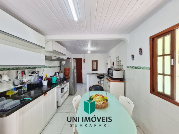 Imagem Casa com 3 Quartos à Venda, 902 m² em Meaípe - Guarapari
