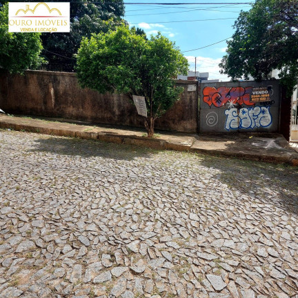 Terreno à Venda, 384 m² em Vila Paris - Belo Horizonte