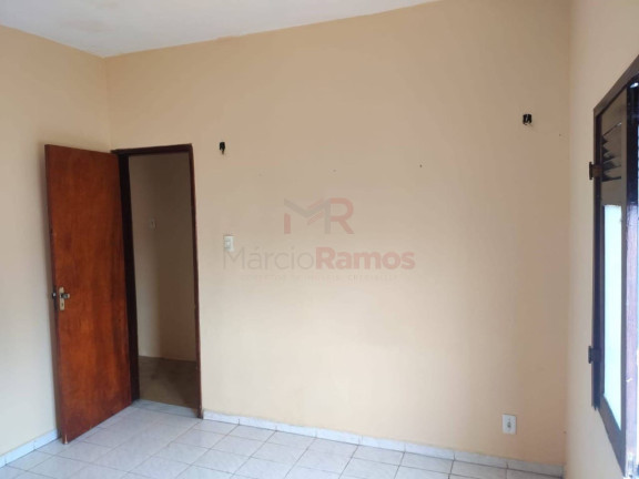 Imagem Casa com 3 Quartos à Venda, 260 m² em Montese - Fortaleza Imagem Casa com 3 Quartos à Venda, 260 m² em Montese - Fortaleza
