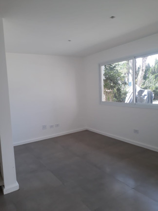Casa com 3 Quartos para Alugar, 120 m² em Jardim Pioneiro - Cotia