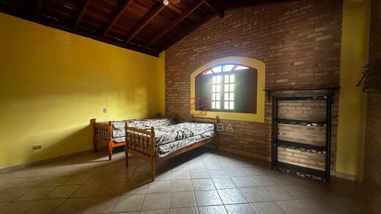 Imagem Casa com 2 Quartos à Venda, 220 m² em Serrinha - Bragança Paulista Imagem Casa com 2 Quartos à Venda, 220 m² em Serrinha - Bragança Paulista