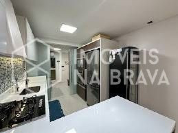 Imagem Apartamento com 4 Quartos para Temporada, 135 m² em Centro - Balneário Camboriú Imagem Apartamento com 4 Quartos para Temporada, 135 m² em Centro - Balneário Camboriú