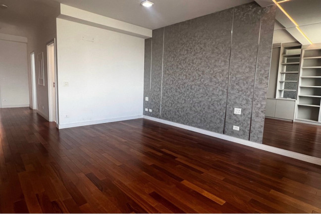 Imagem Imóvel com 3 Quartos à Venda, 252 m² em Real Parque - São Paulo Imagem Imóvel com 3 Quartos à Venda, 252 m² em Real Parque - São Paulo