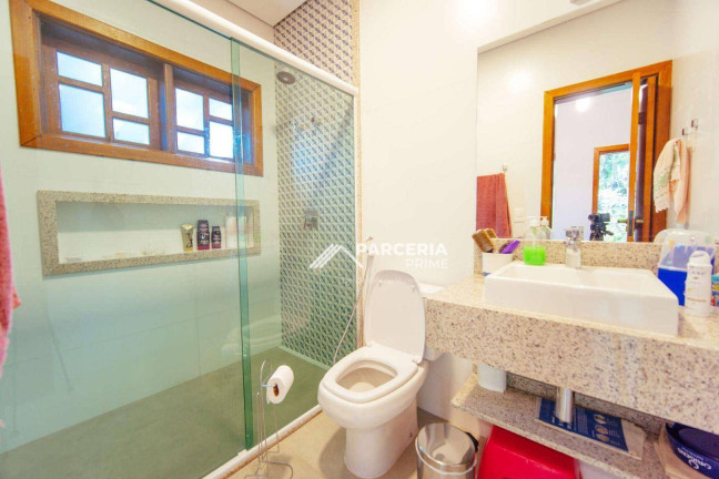 Imagem Casa com 6 Quartos à Venda, 334 m² em Riviera Módulo 19 - Bertioga Imagem Casa com 6 Quartos à Venda, 334 m² em Riviera Módulo 19 - Bertioga