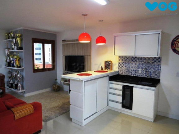 Imagem Imóvel com 2 Quartos à Venda, 180 m² em Jardim Itu - Porto Alegre Imagem Imóvel com 2 Quartos à Venda, 180 m² em Jardim Itu - Porto Alegre