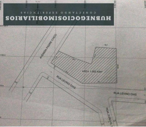 Galpão à Venda, 1 m² em Centro - Montes Claros