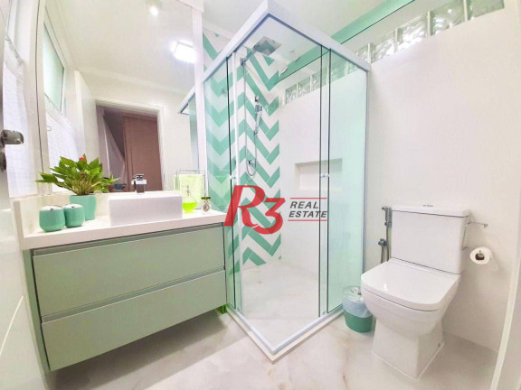 Imagem Apartamento com 3 Quartos à Venda, 216 m² em Gonzaga - Santos