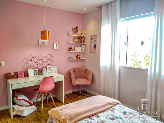 Imagem Casa com 4 Quartos à Venda, 188 m² em Tijuca - Teresópolis Imagem Casa com 4 Quartos à Venda, 188 m² em Tijuca - Teresópolis