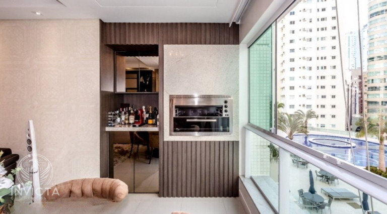 Imagem Apartamento com 4 Quartos à Venda, 150 m² em Centro - Balneário Camboriú Imagem Apartamento com 4 Quartos à Venda, 150 m² em Centro - Balneário Camboriú