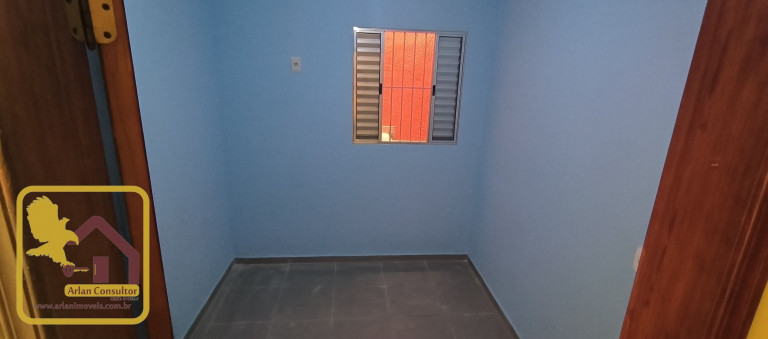 Imagem Casa com 4 Quartos à Venda, 180 m² em Francisco Morato
