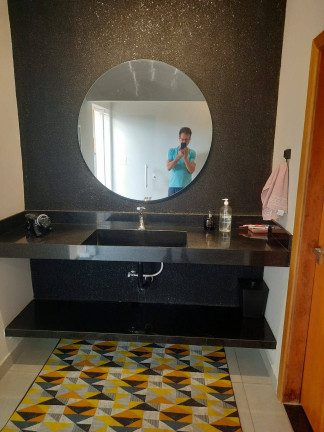 Imagem Casa com 3 Quartos à Venda,  em Bauru
