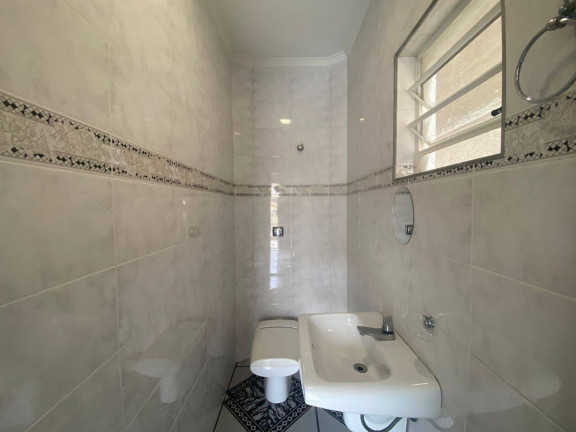 Imagem Sobrado com 4 Quartos para Alugar, 202 m² em Vila Feliz - São Paulo