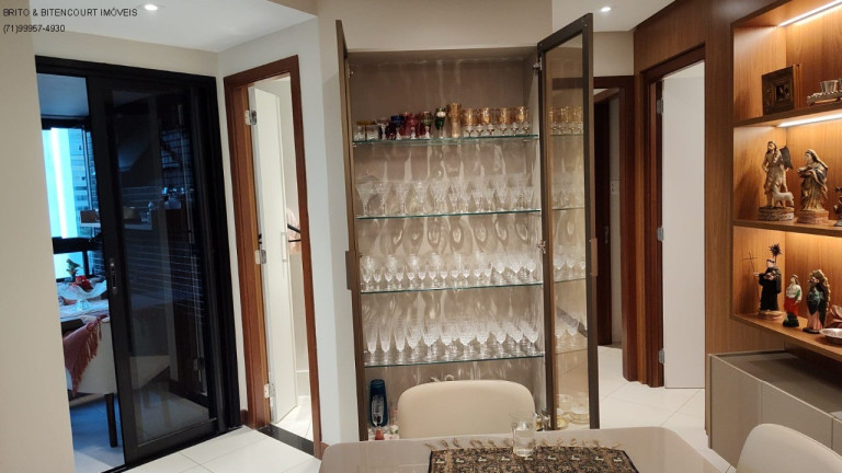 Imagem Imóvel com 3 Quartos à Venda, 132 m² em Graça - Salvador Imagem Imóvel com 3 Quartos à Venda, 132 m² em Graça - Salvador