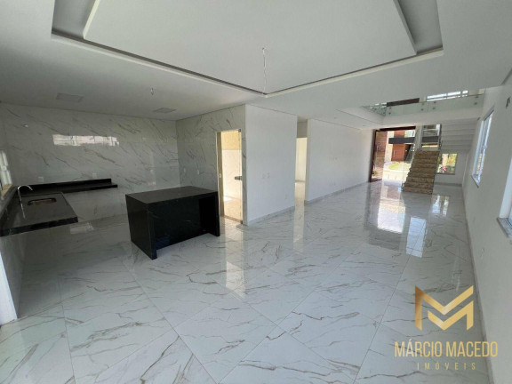 Imagem Casa com 4 Quartos à Venda, 251 m² em Cidade Alpha - Eusébio