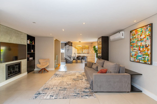 Imagem Casa com 3 Quartos à Venda, 259 m² em Vila Andrade - São Paulo