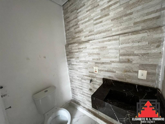 Imagem Casa com 3 Quartos à Venda, 184 m² em Vila Guilhermina - Praia Grande