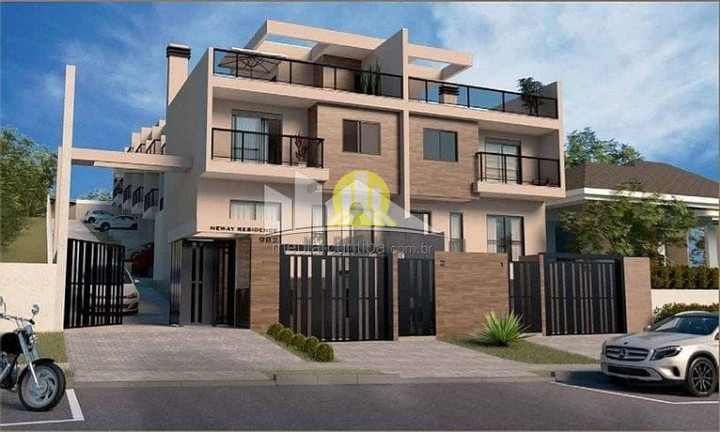 Sobrado com 3 Quartos à Venda, 243 m² em Bom Retiro - Curitiba
