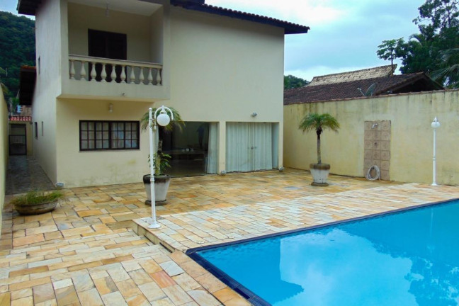 Imagem Casa com 4 Quartos à Venda, 480 m² em Guaiuba - Guarujá Imagem Casa com 4 Quartos à Venda, 480 m² em Guaiuba - Guarujá
