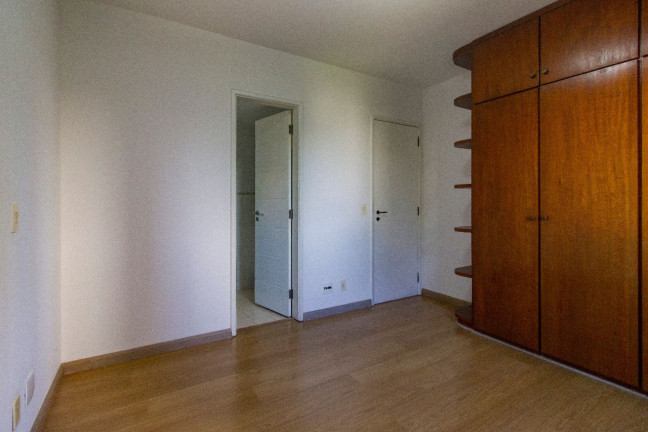 Imagem Imóvel com 3 Quartos à Venda, 121 m² em Vila Andrade - São Paulo