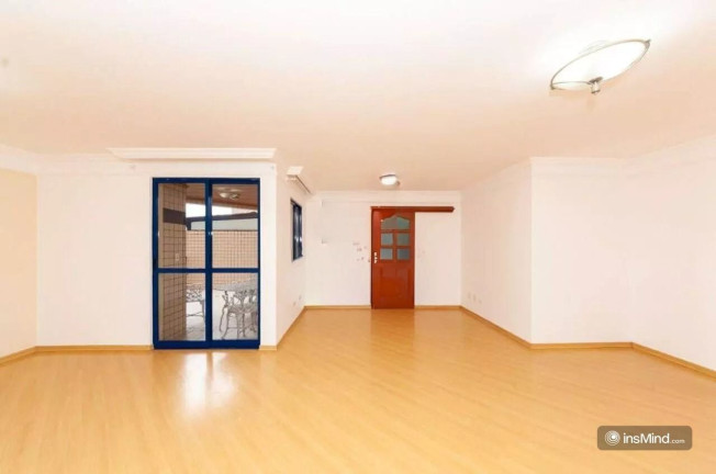 Imagem Apartamento com 3 Quartos à Venda, 131 m² em Centro - Curitiba