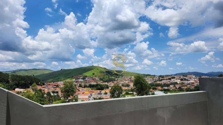 Imagem Casa com 3 Quartos à Venda, 237 m² em Centro - Piracaia Imagem Casa com 3 Quartos à Venda, 237 m² em Centro - Piracaia