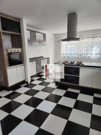 Casa com 3 Quartos à Venda ou Locação, 238 m² em São Paulo Ii - Cotia