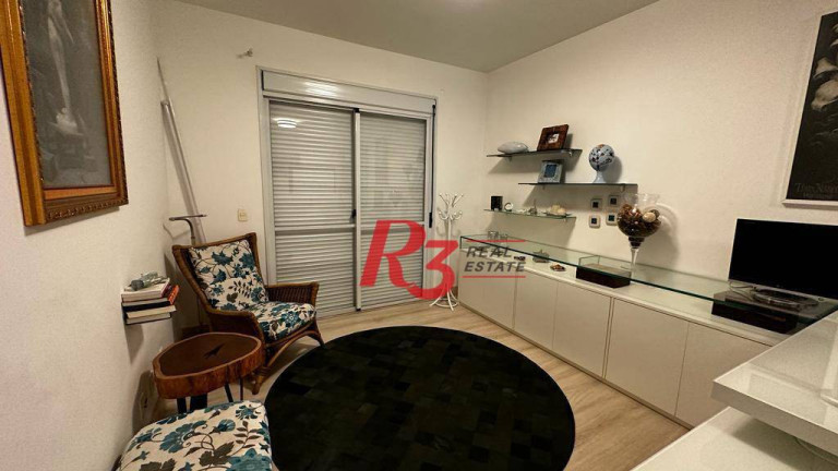 Imagem Apartamento com 3 Quartos para Alugar, 181 m² em Gonzaga - Santos