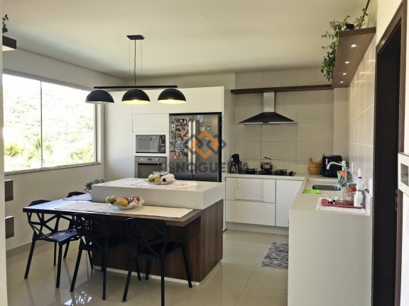 Imagem Casa com 4 Quartos à Venda, 439 m² em Córrego Grande - Florianópolis