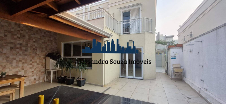 Imagem Casa com 4 Quartos à Venda, 180 m² em Tamboré - Santana De Parnaíba Imagem Casa com 4 Quartos à Venda, 180 m² em Tamboré - Santana De Parnaíba