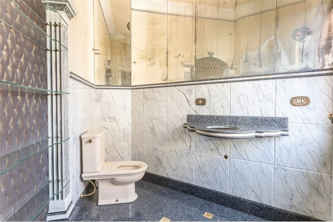 Imagem Casa com 3 Quartos à Venda, 530 m² em Jardim Avelino - São Paulo
