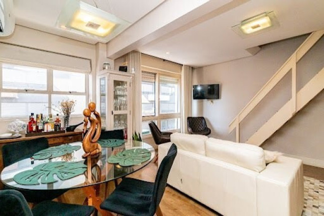 Imagem Apartamento com 3 Quartos à Venda, 133 m² em Cidade Baixa - Porto Alegre Imagem Apartamento com 3 Quartos à Venda, 133 m² em Cidade Baixa - Porto Alegre