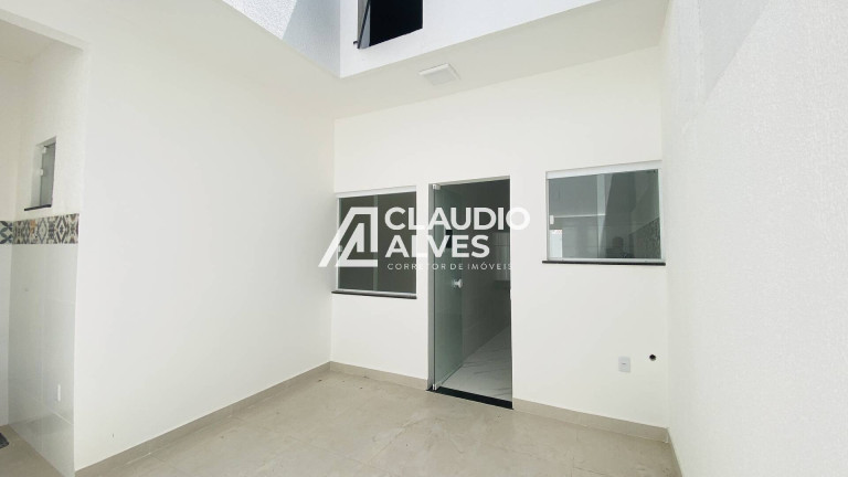 Imagem Casa com 2 Quartos à Venda, 75 m² em Papagaio - Feira De Santana