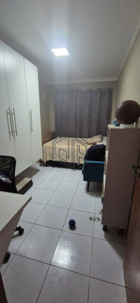 Casa com 2 Quartos à Venda,  em Cidade Naútica - São Vicente