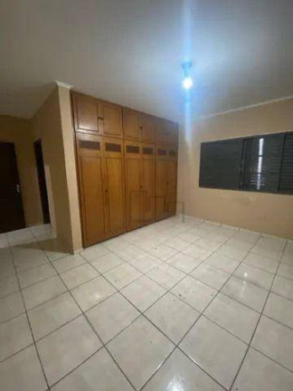 Imagem Casa com 2 Quartos para Alugar, 250 m² em Centro - Sorocaba