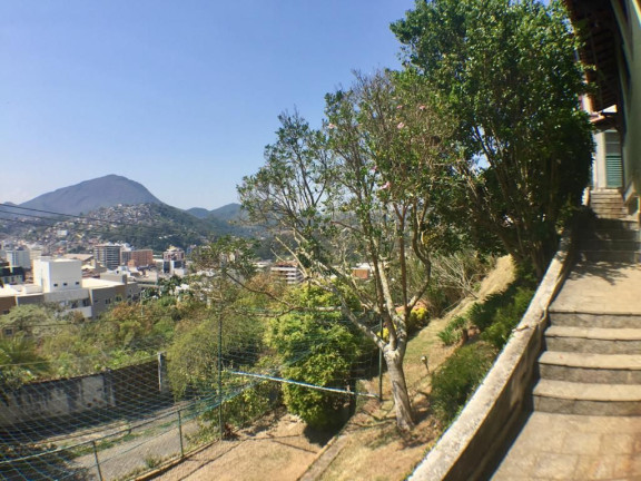 Imagem Casa com 4 Quartos à Venda, 170 m² em Panorama - Teresópolis