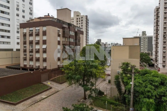 Imagem Apartamento com 2 Quartos à Venda, 62 m² em Passo Da Areia - Porto Alegre Imagem Apartamento com 2 Quartos à Venda, 62 m² em Passo Da Areia - Porto Alegre