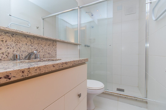 Imagem Apartamento com 1 Quarto à Venda, 56 m² em Três Figueiras - Porto Alegre