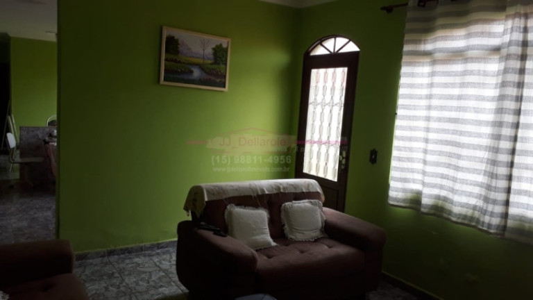 Imagem Casa com 3 Quartos à Venda, 210 m² em Jardim Planetário - Boituva