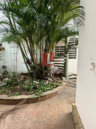 Imagem Casa com 3 Quartos à Venda, 240 m² em Jardim Paulista - São Paulo Imagem Casa com 3 Quartos à Venda, 240 m² em Jardim Paulista - São Paulo