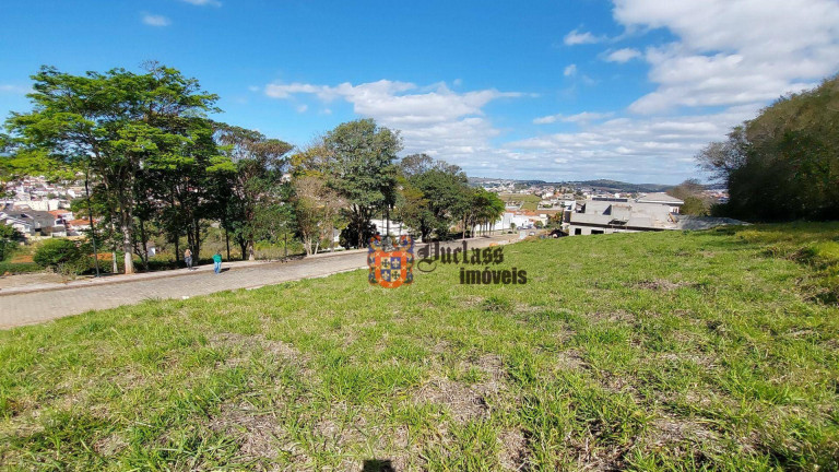 Imagem Terreno à Venda, 894 m² em Jardim América - Bragança Paulista Imagem Terreno à Venda, 894 m² em Jardim América - Bragança Paulista