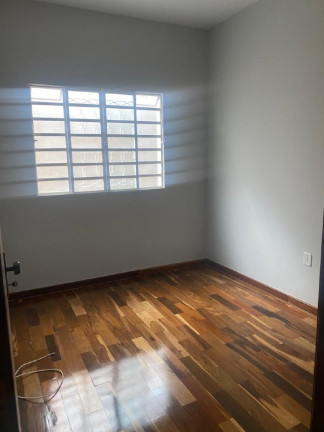 Imagem Casa com 3 Quartos à Venda, 180 m² em São João Batista - Belo Horizonte Imagem Casa com 3 Quartos à Venda, 180 m² em São João Batista - Belo Horizonte
