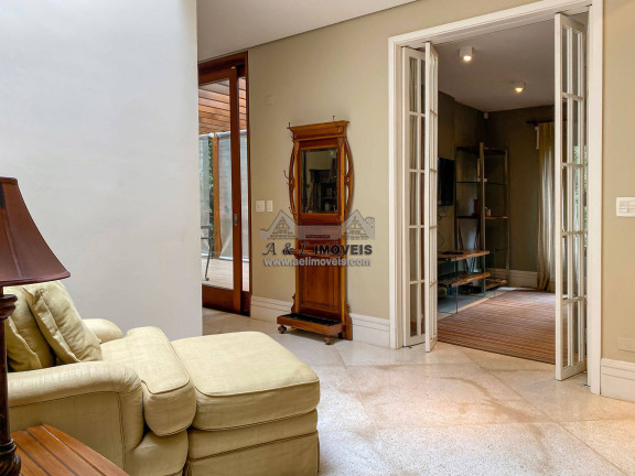 Imagem Casa de Condomínio com 4 Quartos à Venda, 298 m² em Vale Encantado - Campos Do Jordão