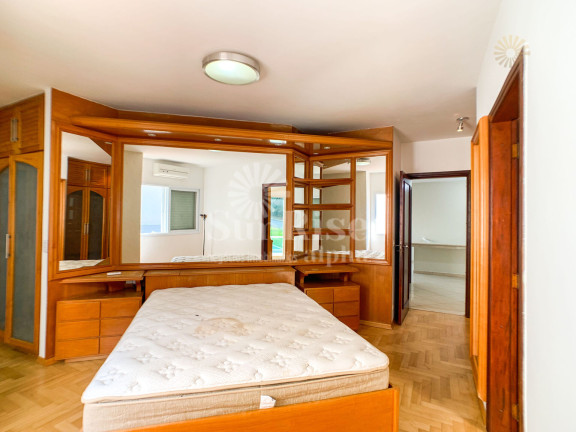 Imagem Casa com 4 Quartos à Venda, 400 m² em Alphaville 06 - Santana De Parnaíba Imagem Casa com 4 Quartos à Venda, 400 m² em Alphaville 06 - Santana De Parnaíba